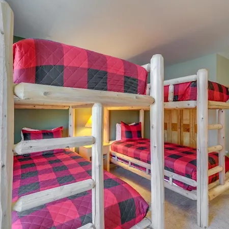 Ski-Inandski-Out! Cozy Bellaire Resort Retreat!